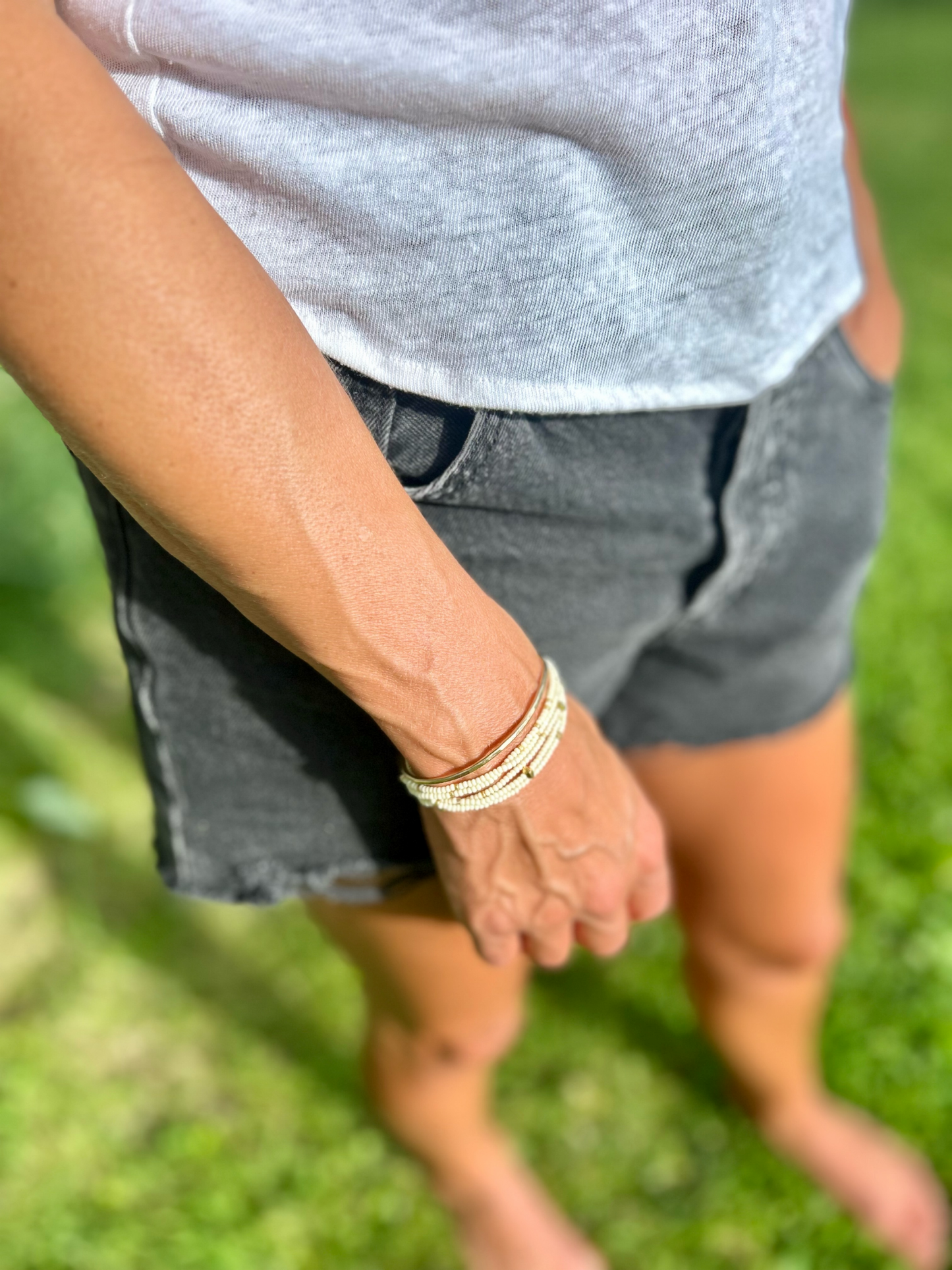 Creamy White Gold-Sprinkled Beaded 5-Wrap Boho Bracelet